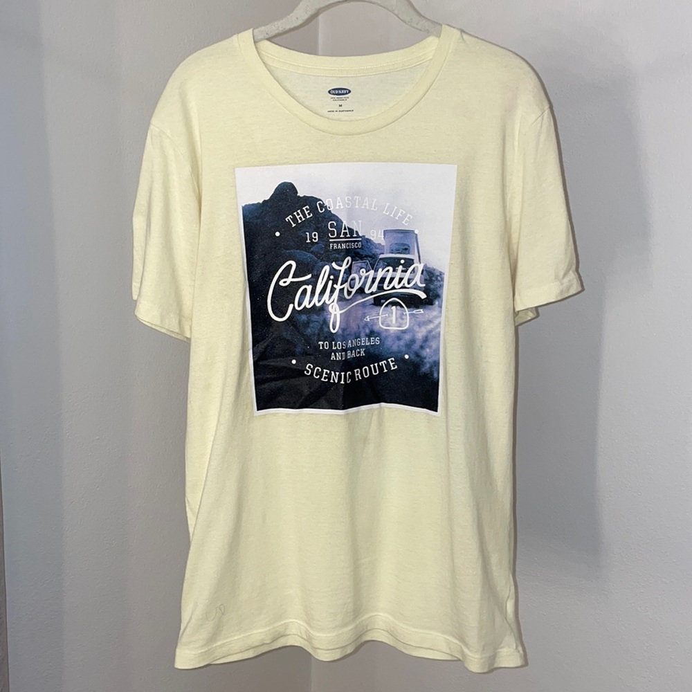 Old Navy Men’s California T-Shirt Size M